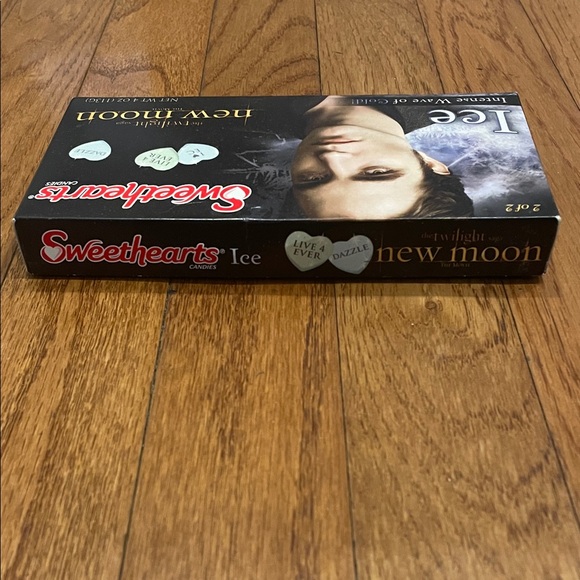 Twilight New Moon Sweethearts Candies - Picture 4 of 6